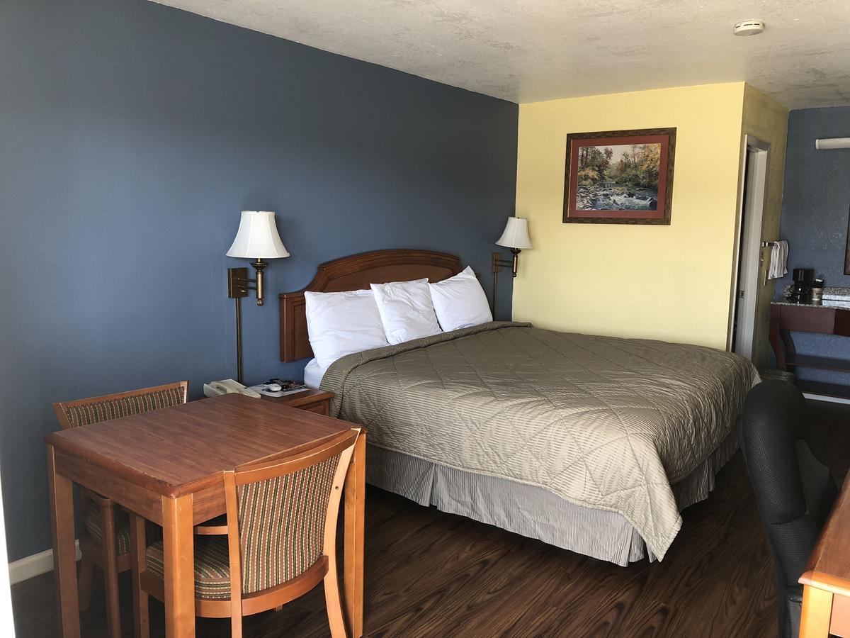 Gold Key Inn Brady Εξωτερικό φωτογραφία